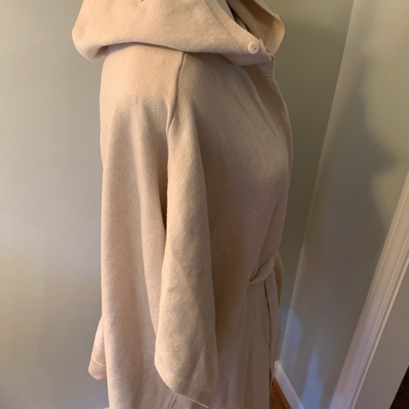 Malissa J Cream Hooded Poncho with Belt, M-L - Picture 2 of 6
